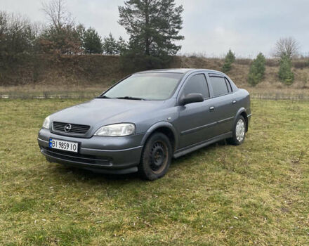 Серый Опель Астра, объемом двигателя 1.4 л и пробегом 270 тыс. км за 3500 $, фото 1 на Automoto.ua