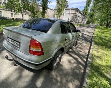 Серый Опель Астра, объемом двигателя 1.6 л и пробегом 180 тыс. км за 4300 $, фото 7 на Automoto.ua