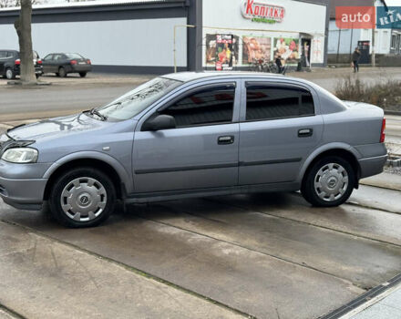 Серый Опель Астра, объемом двигателя 1.4 л и пробегом 188 тыс. км за 3800 $, фото 3 на Automoto.ua