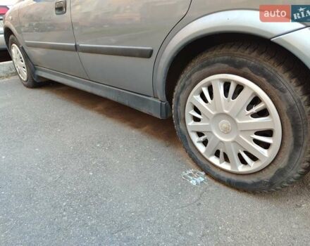 Серый Опель Астра, объемом двигателя 1.39 л и пробегом 190 тыс. км за 4100 $, фото 6 на Automoto.ua