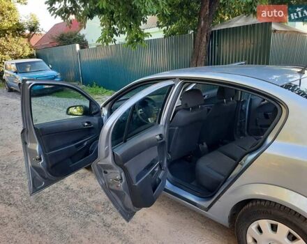 Серый Опель Астра, объемом двигателя 1.6 л и пробегом 117 тыс. км за 5550 $, фото 44 на Automoto.ua