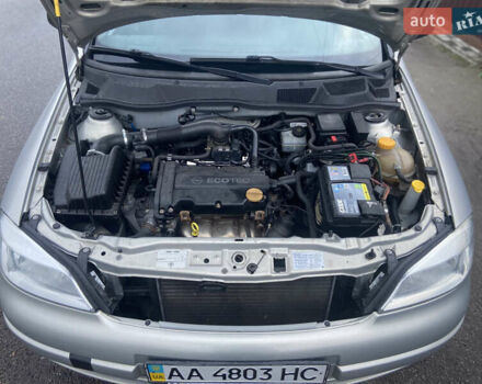 Серый Опель Астра, объемом двигателя 1.4 л и пробегом 104 тыс. км за 3900 $, фото 19 на Automoto.ua