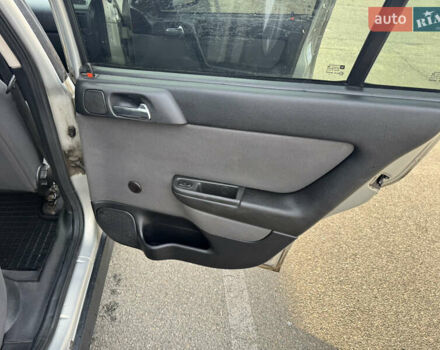 Серый Опель Астра, объемом двигателя 1.4 л и пробегом 200 тыс. км за 4200 $, фото 16 на Automoto.ua