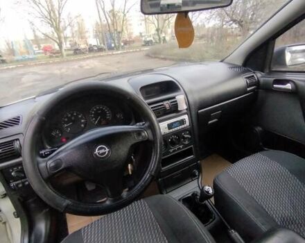 Сірий Опель Астра, об'ємом двигуна 1.6 л та пробігом 198 тис. км за 4600 $, фото 5 на Automoto.ua