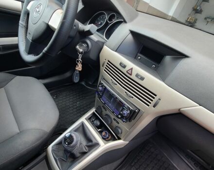 Серый Опель Астра, объемом двигателя 0 л и пробегом 30 тыс. км за 7200 $, фото 12 на Automoto.ua