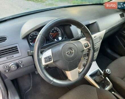 Серый Опель Астра, объемом двигателя 1.6 л и пробегом 117 тыс. км за 5550 $, фото 26 на Automoto.ua