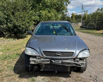 Серый Опель Астра, объемом двигателя 1.4 л и пробегом 122 тыс. км за 1500 $, фото 2 на Automoto.ua