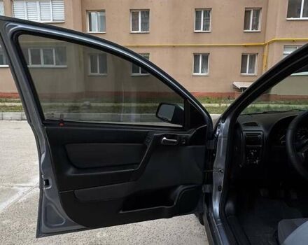 Сірий Опель Астра, об'ємом двигуна 1.6 л та пробігом 113 тис. км за 4700 $, фото 12 на Automoto.ua