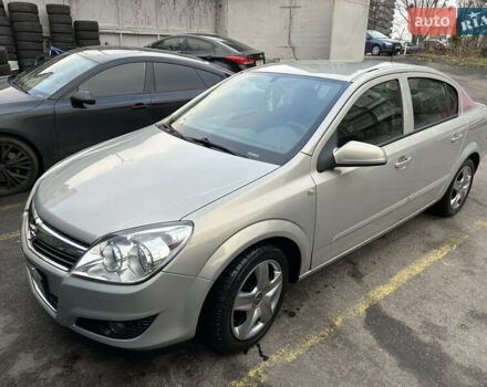 Серый Опель Астра, объемом двигателя 1.6 л и пробегом 168 тыс. км за 4599 $, фото 9 на Automoto.ua