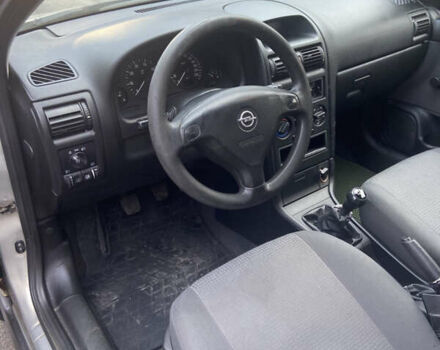 Серый Опель Астра, объемом двигателя 1.4 л и пробегом 104 тыс. км за 3900 $, фото 8 на Automoto.ua