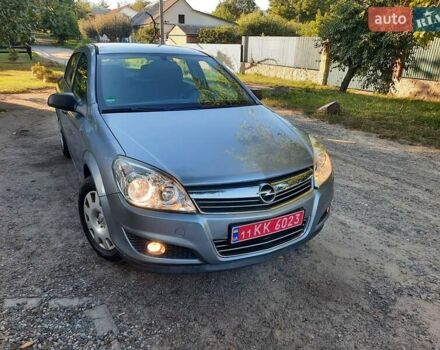 Серый Опель Астра, объемом двигателя 1.6 л и пробегом 117 тыс. км за 5550 $, фото 84 на Automoto.ua