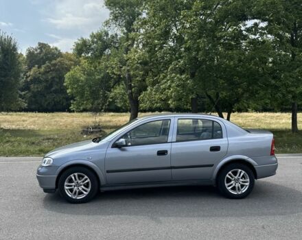 Сірий Опель Астра, об'ємом двигуна 1.6 л та пробігом 230 тис. км за 4900 $, фото 1 на Automoto.ua