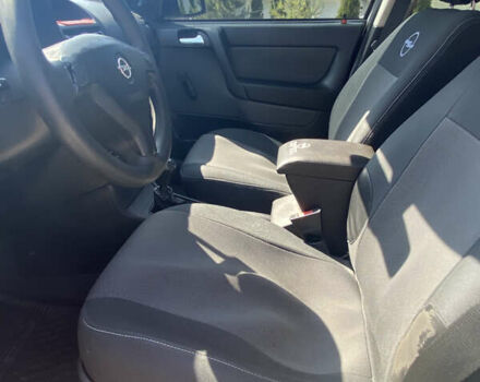 Сірий Опель Астра, об'ємом двигуна 1.4 л та пробігом 134 тис. км за 4999 $, фото 24 на Automoto.ua