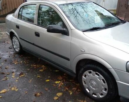 Серый Опель Астра, объемом двигателя 1.4 л и пробегом 119 тыс. км за 5000 $, фото 1 на Automoto.ua