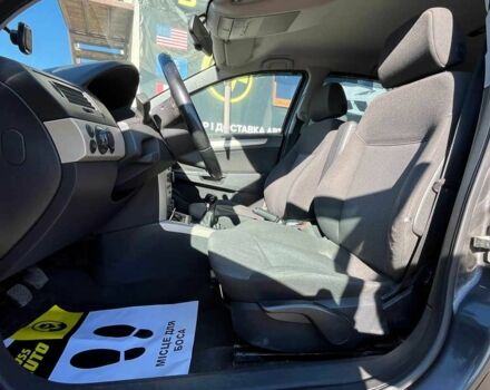 Серый Опель Астра, объемом двигателя 1.6 л и пробегом 212 тыс. км за 5750 $, фото 14 на Automoto.ua