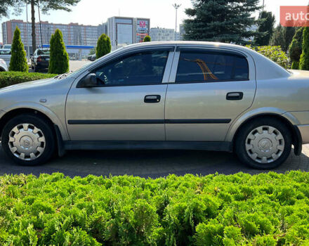 Сірий Опель Астра, об'ємом двигуна 1.4 л та пробігом 275 тис. км за 4300 $, фото 3 на Automoto.ua