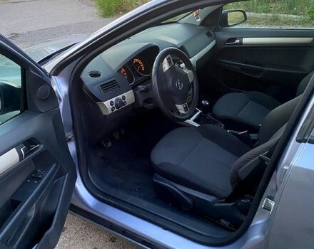 Серый Опель Астра, объемом двигателя 1.6 л и пробегом 123 тыс. км за 4350 $, фото 4 на Automoto.ua