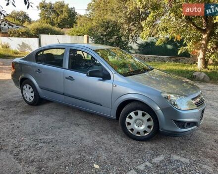 Серый Опель Астра, объемом двигателя 1.6 л и пробегом 117 тыс. км за 5550 $, фото 15 на Automoto.ua