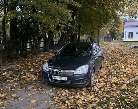 Серый Опель Астра, объемом двигателя 1.6 л и пробегом 217 тыс. км за 4200 $, фото 5 на Automoto.ua