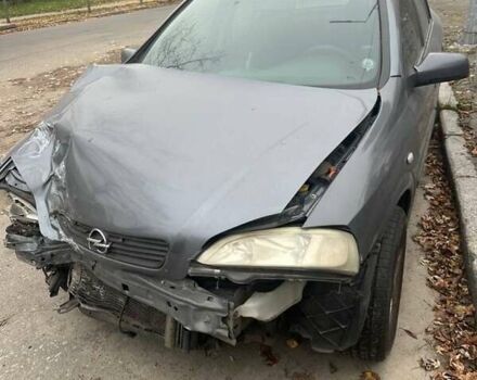 Серый Опель Астра, объемом двигателя 1.4 л и пробегом 410 тыс. км за 2000 $, фото 1 на Automoto.ua