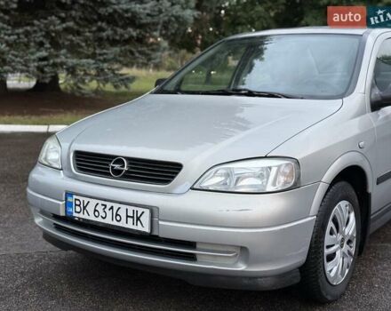 Сірий Опель Астра, об'ємом двигуна 1.4 л та пробігом 270 тис. км за 3150 $, фото 4 на Automoto.ua