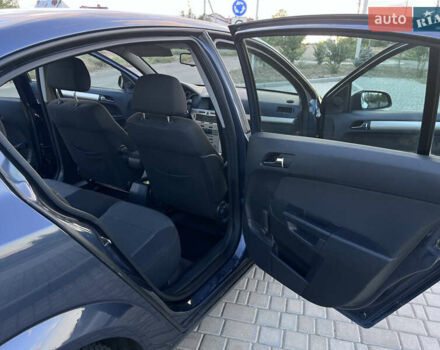 Серый Опель Астра, объемом двигателя 1.6 л и пробегом 194 тыс. км за 5999 $, фото 9 на Automoto.ua