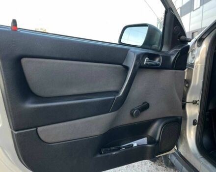 Сірий Опель Астра, об'ємом двигуна 1.4 л та пробігом 280 тис. км за 3890 $, фото 8 на Automoto.ua