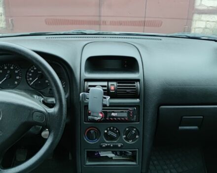 Сірий Опель Астра, об'ємом двигуна 1.4 л та пробігом 51 тис. км за 5100 $, фото 2 на Automoto.ua