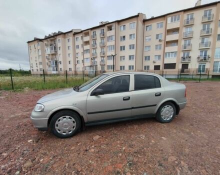 Серый Опель Астра, объемом двигателя 1.4 л и пробегом 190 тыс. км за 3000 $, фото 1 на Automoto.ua