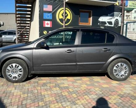 Серый Опель Астра, объемом двигателя 1.6 л и пробегом 212 тыс. км за 5750 $, фото 3 на Automoto.ua