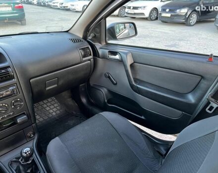 Серый Опель Астра, объемом двигателя 1.4 л и пробегом 280 тыс. км за 4390 $, фото 29 на Automoto.ua