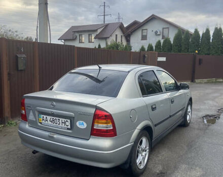 Серый Опель Астра, объемом двигателя 1.4 л и пробегом 104 тыс. км за 3900 $, фото 2 на Automoto.ua