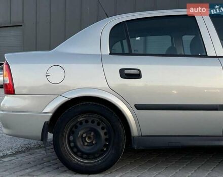 Сірий Опель Астра, об'ємом двигуна 1.4 л та пробігом 280 тис. км за 4390 $, фото 5 на Automoto.ua