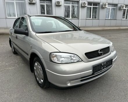 Серый Опель Астра, объемом двигателя 1.6 л и пробегом 83 тыс. км за 5950 $, фото 2 на Automoto.ua