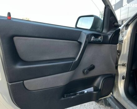 Серый Опель Астра, объемом двигателя 1.4 л и пробегом 280 тыс. км за 4390 $, фото 12 на Automoto.ua