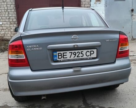 Сірий Опель Астра, об'ємом двигуна 1.4 л та пробігом 51 тис. км за 5100 $, фото 4 на Automoto.ua