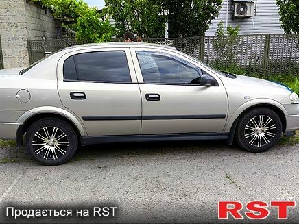 Сірий Опель Астра, об'ємом двигуна 1.4 л та пробігом 148 тис. км за 5000 $, фото 2 на Automoto.ua
