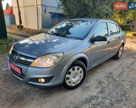 Серый Опель Астра, объемом двигателя 1.6 л и пробегом 117 тыс. км за 5550 $, фото 91 на Automoto.ua