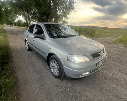 Серый Опель Астра, объемом двигателя 1.6 л и пробегом 75 тыс. км за 5000 $, фото 3 на Automoto.ua