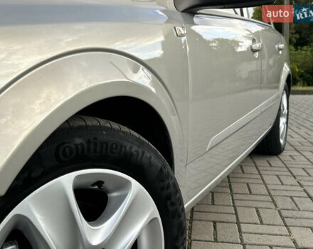 Серый Опель Астра, объемом двигателя 1.6 л и пробегом 203 тыс. км за 6000 $, фото 10 на Automoto.ua