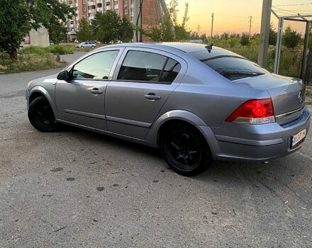 Серый Опель Астра, объемом двигателя 1.6 л и пробегом 123 тыс. км за 4350 $, фото 1 на Automoto.ua