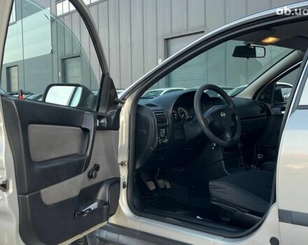 Серый Опель Астра, объемом двигателя 1.4 л и пробегом 280 тыс. км за 4390 $, фото 13 на Automoto.ua