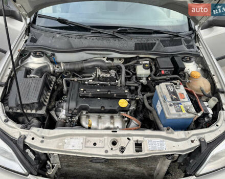 Серый Опель Астра, объемом двигателя 1.4 л и пробегом 200 тыс. км за 4200 $, фото 25 на Automoto.ua