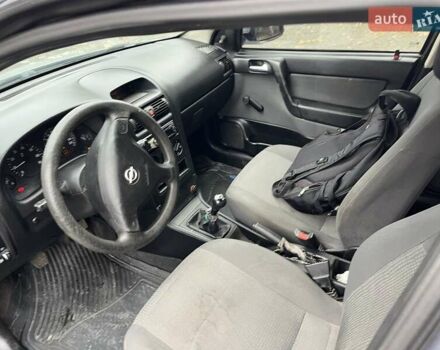 Сірий Опель Астра, об'ємом двигуна 1.4 л та пробігом 146 тис. км за 2950 $, фото 11 на Automoto.ua