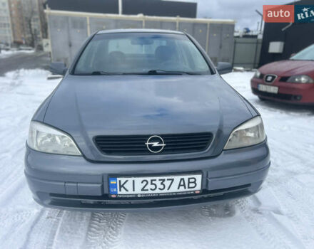 Сірий Опель Астра, об'ємом двигуна 1.4 л та пробігом 200 тис. км за 2849 $, фото 2 на Automoto.ua