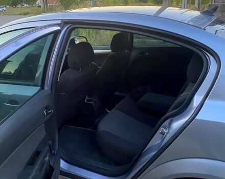 Серый Опель Астра, объемом двигателя 1.6 л и пробегом 123 тыс. км за 4350 $, фото 5 на Automoto.ua