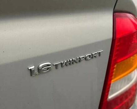 Серый Опель Астра, объемом двигателя 1.6 л и пробегом 179 тыс. км за 4000 $, фото 16 на Automoto.ua