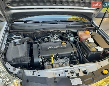 Серый Опель Астра, объемом двигателя 1.6 л и пробегом 117 тыс. км за 5550 $, фото 71 на Automoto.ua