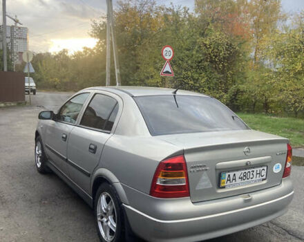 Серый Опель Астра, объемом двигателя 1.4 л и пробегом 104 тыс. км за 3900 $, фото 5 на Automoto.ua