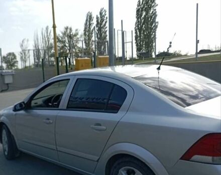 Опель Астра 2008 в Первомайск на Automoto.ua Серый Опель Астра, объемом двигателя 1.8 л и пробегом 175 тыс. км за 5500 $, фото 2 на Automoto.ua